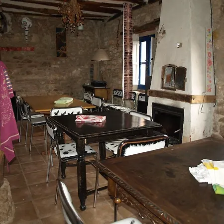 El Descanso Del Hacedor Hostel La Aldea del Portillo de Busto